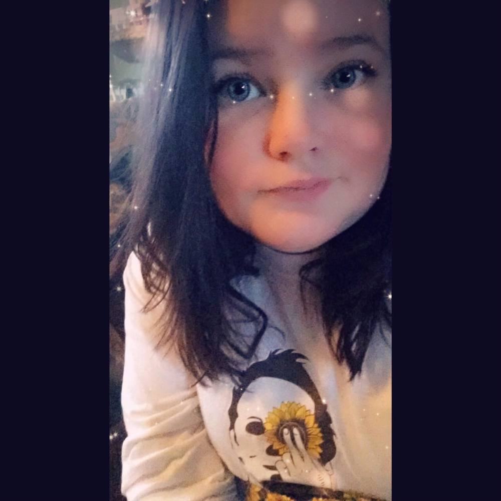 Meet your Posher, Melissa ann